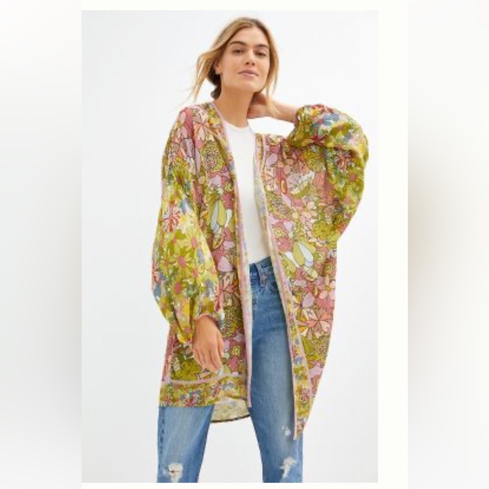 Anthropologie floral kimono cute summer but daughter didn’t like it on me 🤦‍♀️